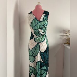 White House Black Market Green Leaf Print Dress